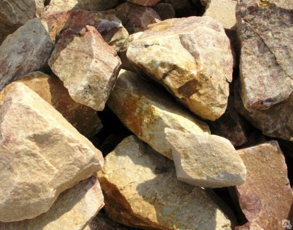 Купить бутовый камень 70-200 в Рощино